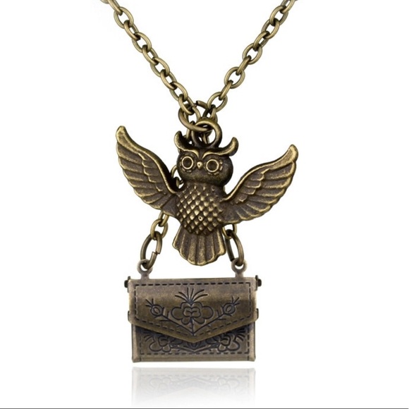 Jewelry - 🦉 Harry Potter Hogwarts Mail Necklace